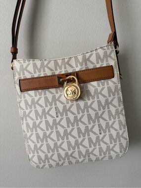 BRAND NEW Michael Kors Crossbody Bag